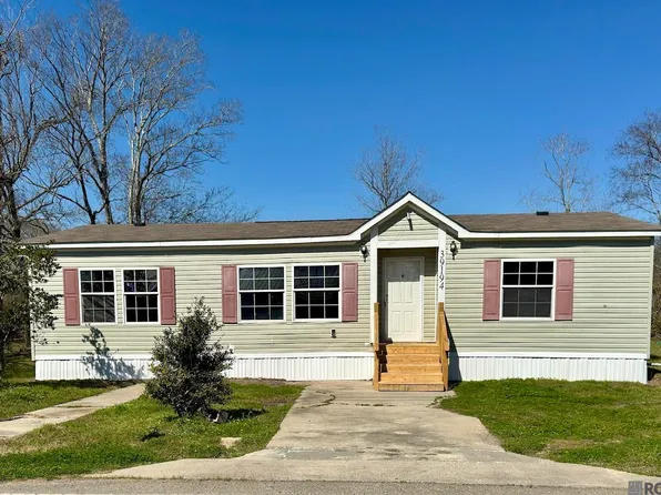 39194 W Worthy Rd, Gonzales, LA 70737