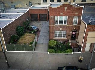 24-19 46th St, Astoria, NY 11103