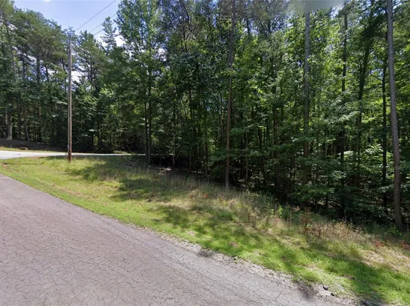 135 Nottingham Dr, Westminster, SC 29693