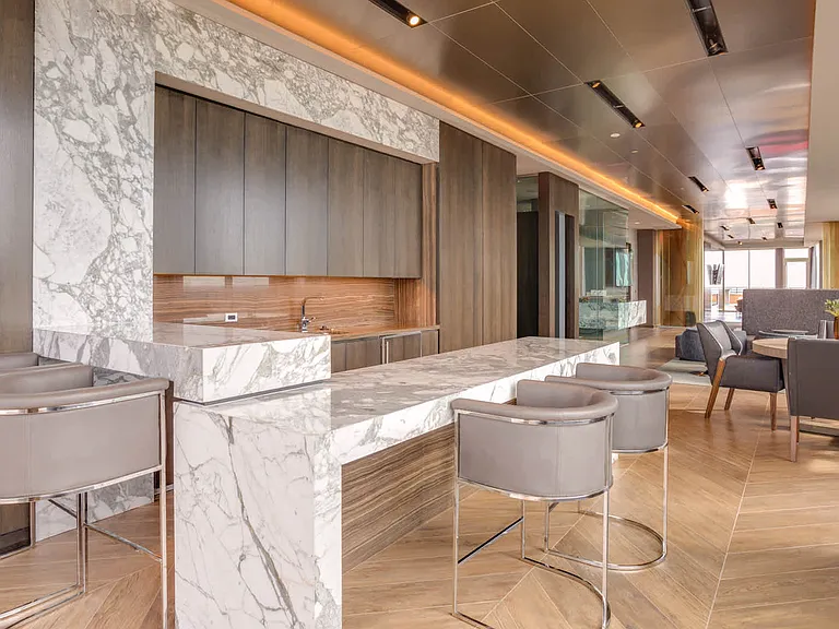 Resident Lounge with Wi-Fi