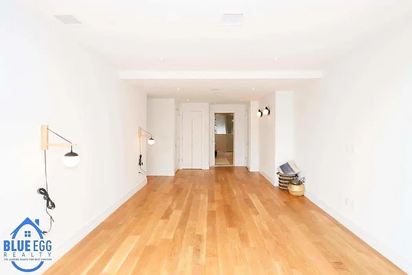 Rented by Blue Egg Realty Corp | media 34