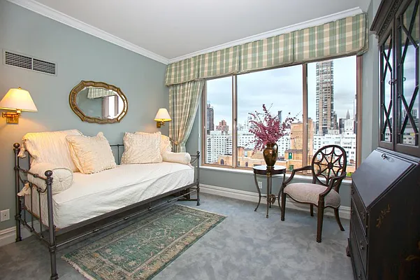 Sold by Olshan Realty | media 18