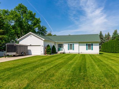2580 Gorlad St, Lake Orion, MI, 48360