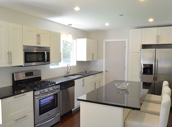 5th image of 8005 Bielby Ln