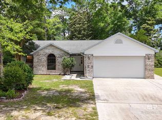 2776 Santa Rosa Cir, Lillian, AL 36549