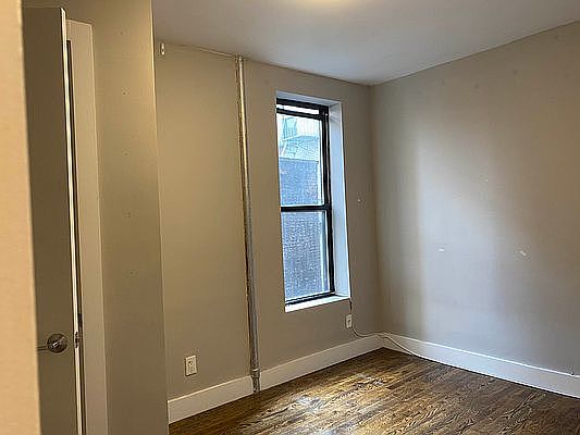 2nd image of 126 E 103rd St APT 17