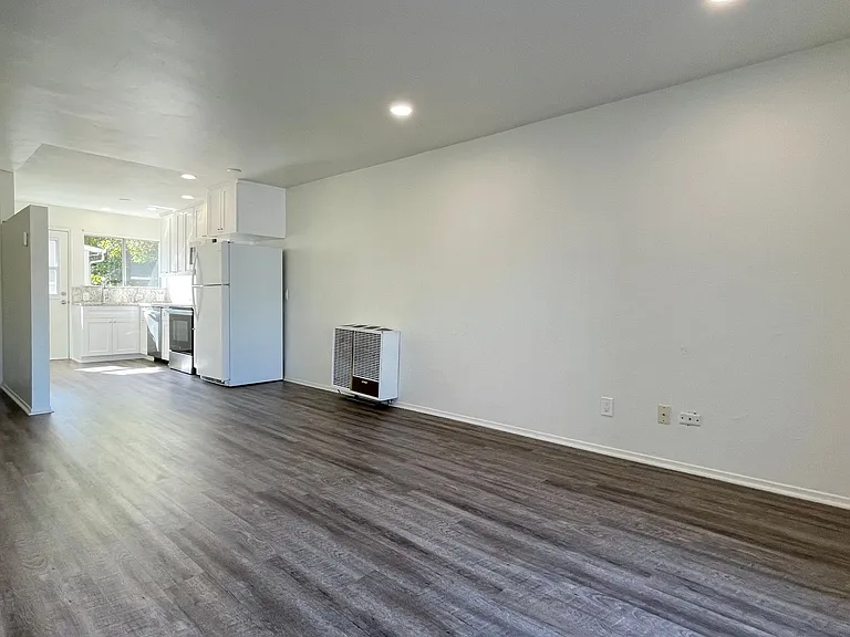 123 Casa St #A — Photo 3