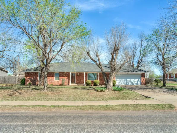 213 Monroe Ave NW, Piedmont, OK 73078