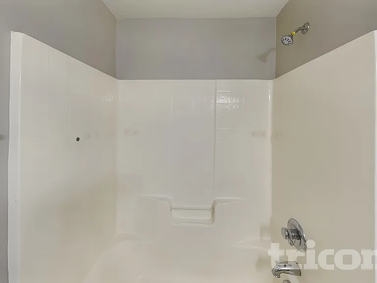 14208 Highland Meadow Rd — Photo 19