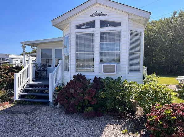 118 Dunns Corner Rd #23, Westerly, RI 02891