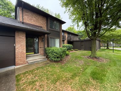 37204 Clubhouse Dr, Sterling Heights, MI, 48312