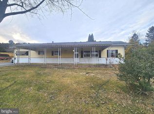 612 Park Hill Dr, Manheim, PA 17545