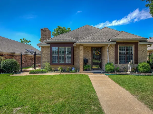 3107 Bonham St, Greenville, TX 75402