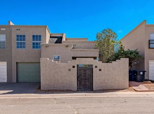 912 Knox Ct NE, Albuquerque, NM 87123