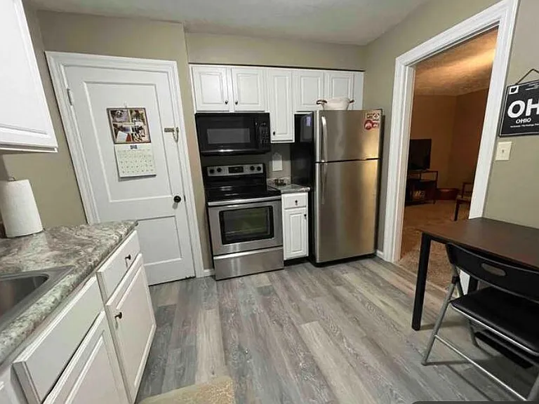 2804 White Oak Dr — Photo 8