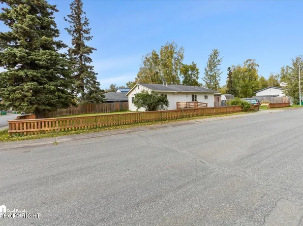 3241 Tarwater Ave, Anchorage, AK 99508