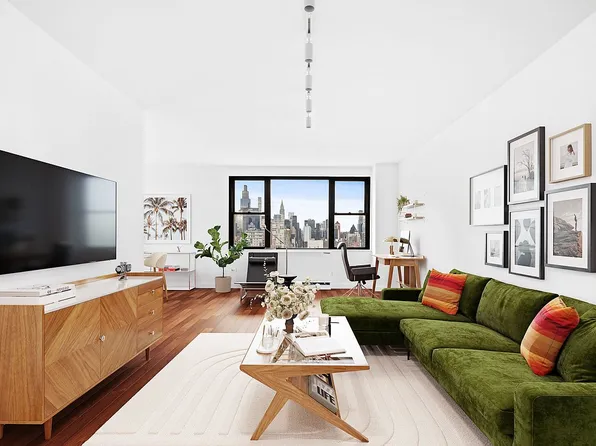 201 E 17th St APT 32G, New York, NY 10003