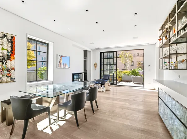3 East 84th Street image 1 of 12