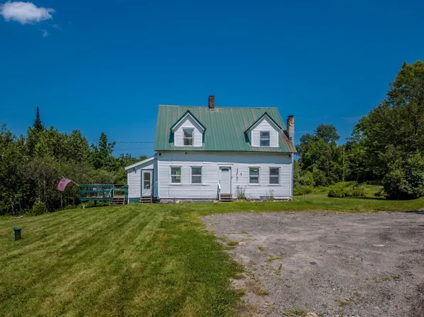 7 Miller Road, Dalton, NH 03598