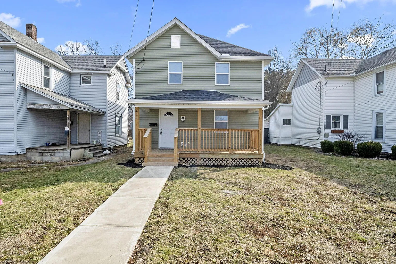 414 Thompson St photo 1