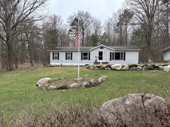 7869 Lunar Ln, Pequot Lakes, MN 56472