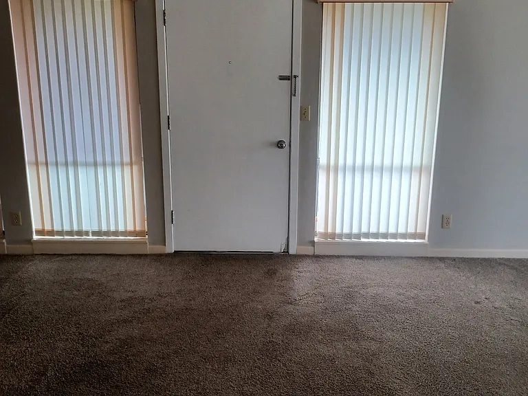 38 Club House Dr #68 — Photo 10