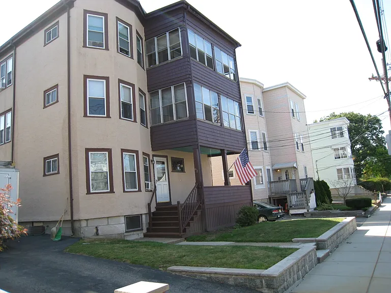 62 Union St #3 — Photo 7
