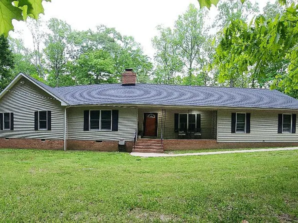 8325 Kenleigh Ct, Quinton, VA 23141