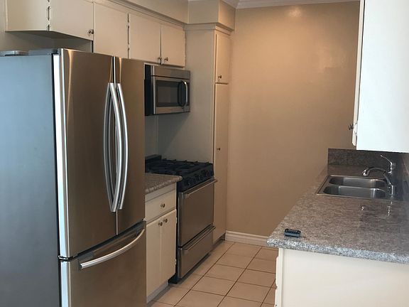 2nd image of 3711 Inglewood Blvd APT 6