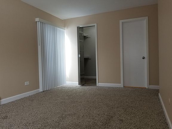 5th image of 1806 Hemlock Pl #206