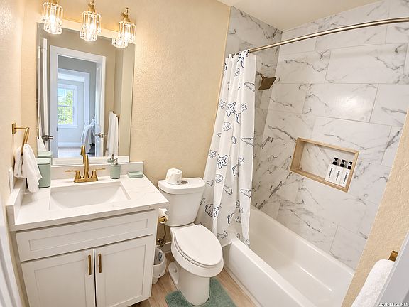 3rd image of 8416 FOREST RIDGE DR