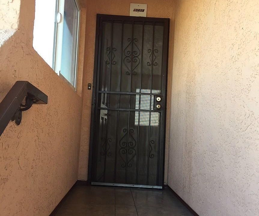 1st image of 1043 W 106th St #1043A