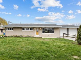 1415 N 10th Ave, West Bend, WI 53090