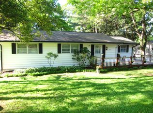 127 Indian Ln, Oak Ridge, TN 37830