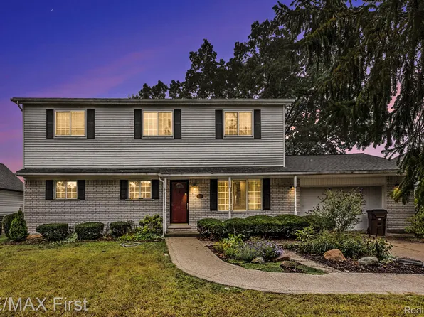 7184 Dur Moll Ave, Shelby Township, MI 48317