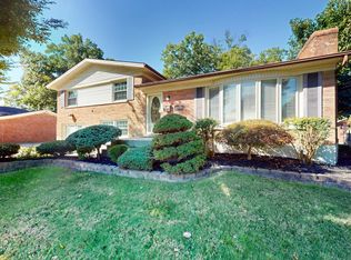 8606 Devonshire Dr, Louisville, KY