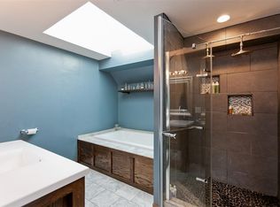 2245 Windsor Ct, Marion, IA 52302