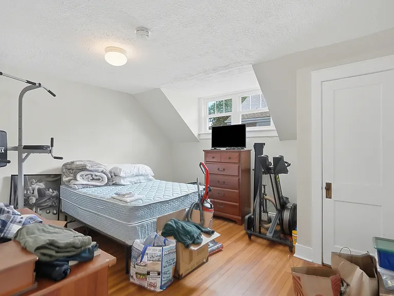 60 W Center St #2 — Photo 12