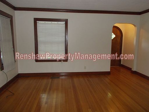 2nd image of 169 S Humes St
