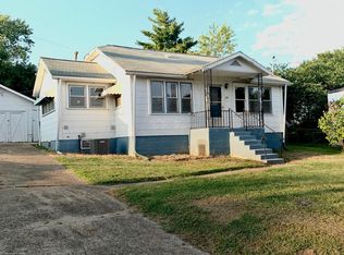 103 W High St, Willow Springs, MO 65793