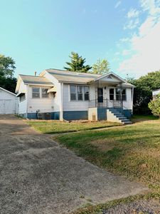 103 W High St, Willow Springs, MO, 65793