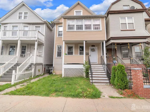 236 Halsted St, East Orange, NJ 07018
