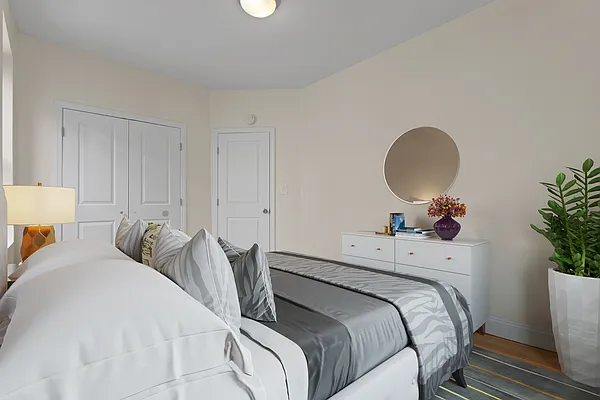 Rented by Platinum Properties | media 13