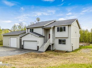 1262 E Fairview Meadows Ave, Wasilla, AK 99654