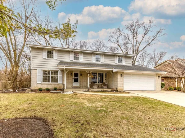 1621 Longvalley Dr, Northbrook, IL 60062