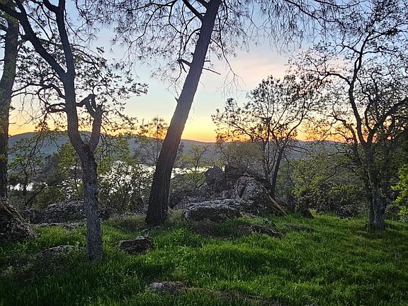 4th image of 9145 Hunters Valley Rd