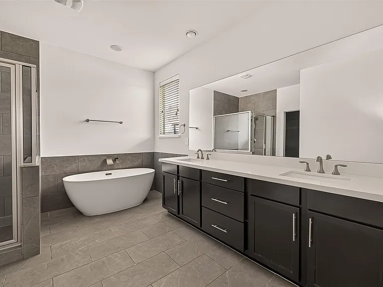 8821 Hollister Pine Ct — Photo 36