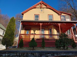 60 Windsor St, Worcester, MA 01605