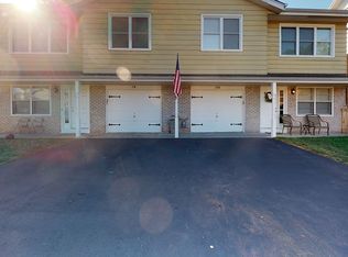 220 S Adams St #220, Oswego, IL