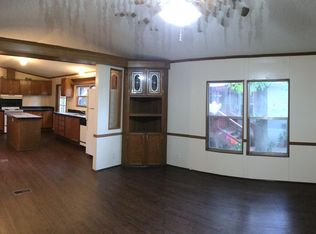 303 Hopkins St, Lufkin, TX 75901